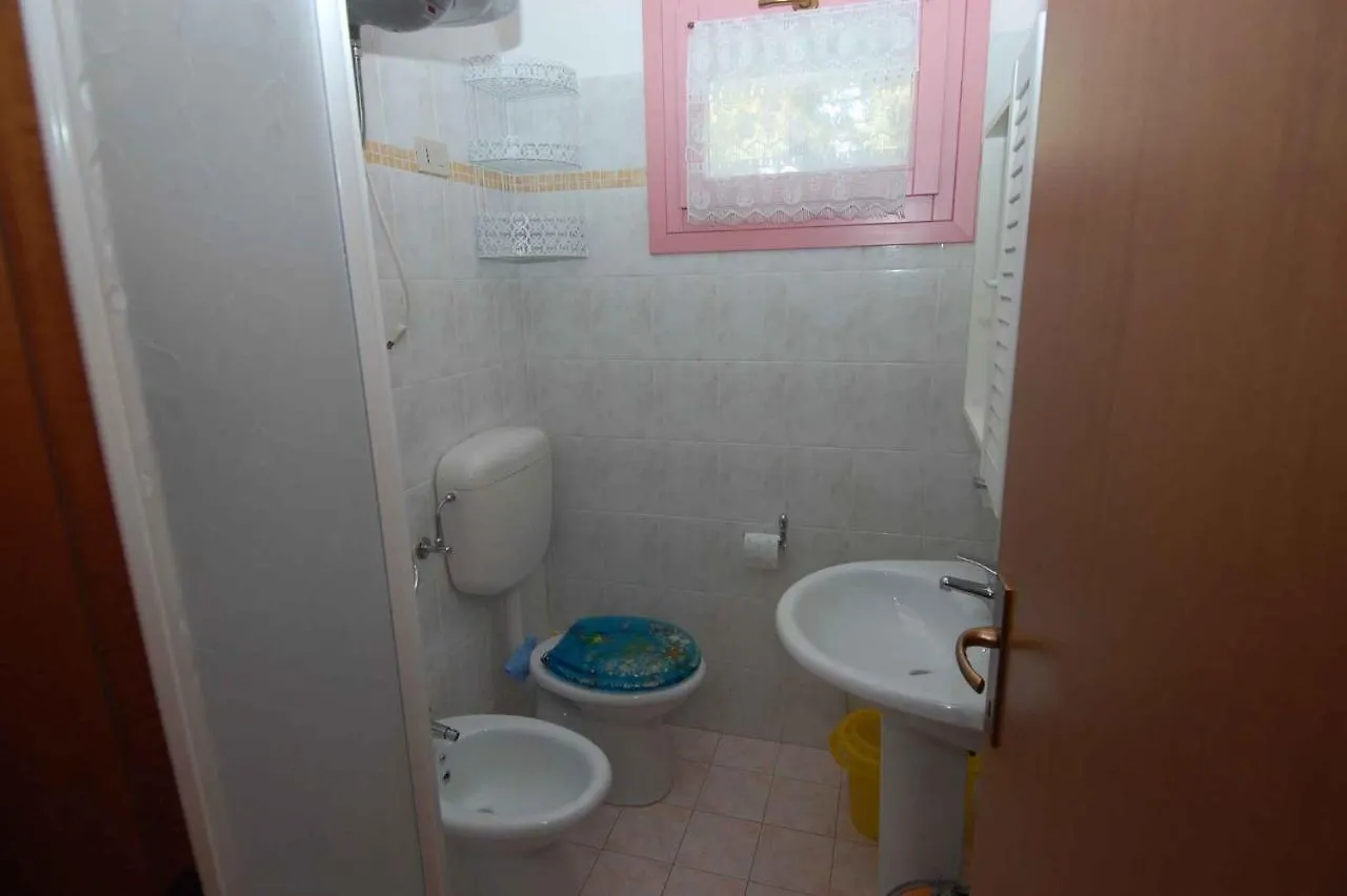 Apartment In Rosolina Mare 24888