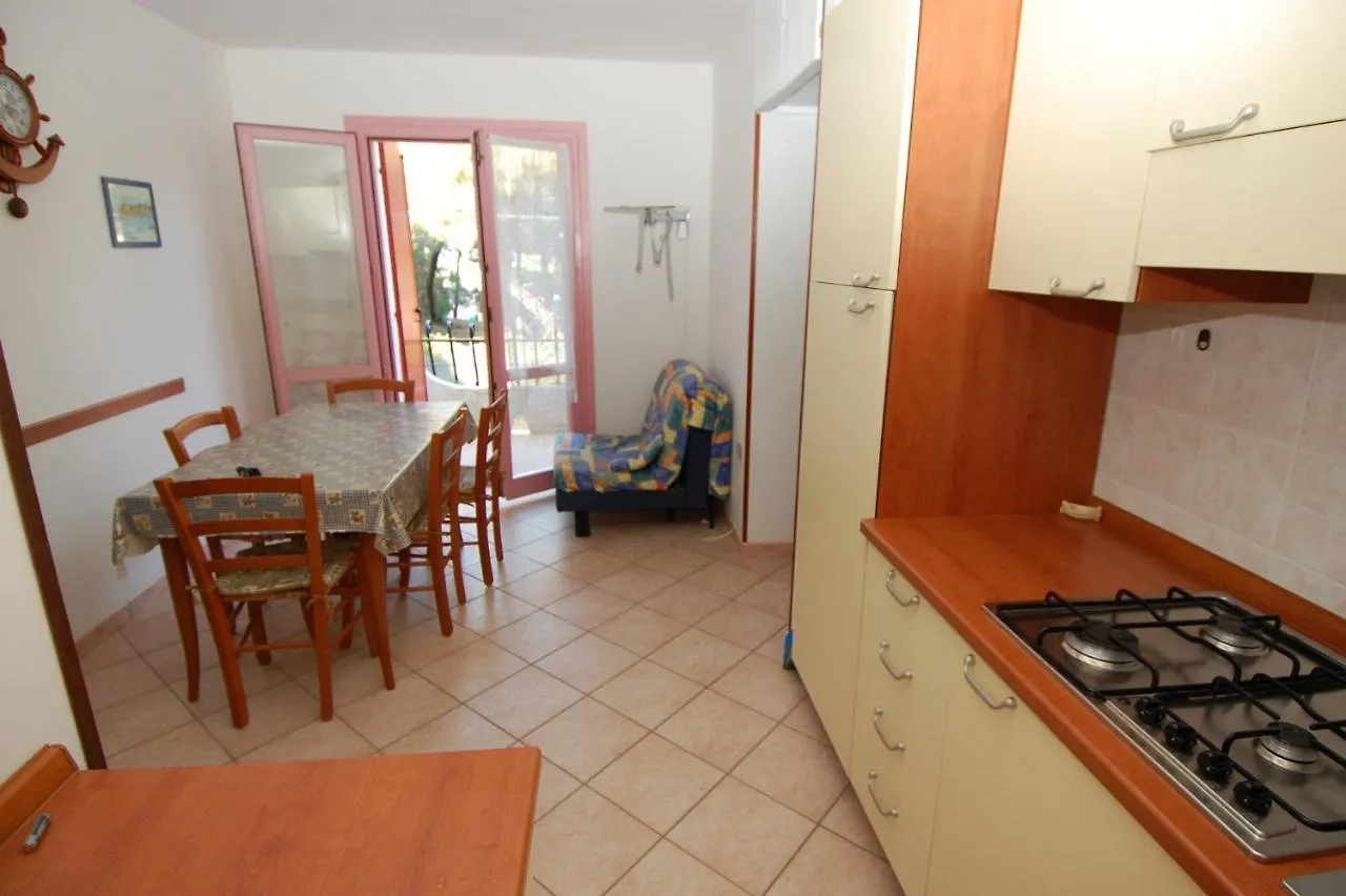Apartment In Rosolina Mare 24888